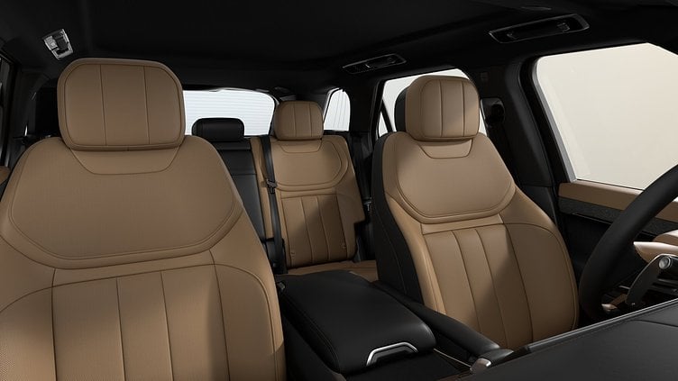 2025 SKLADOVÉ VOZIDLÁ Land Rover Range Rover Sport Sivá Borasco D300 MHEV AWD Automat Dynamic SE