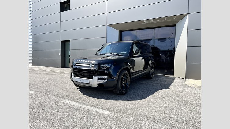 2025 SKLADOVÉ VOZIDLÁ Land Rover Defender 110 Čierna Santorini D200 AWD AUTOMAT MHEV S