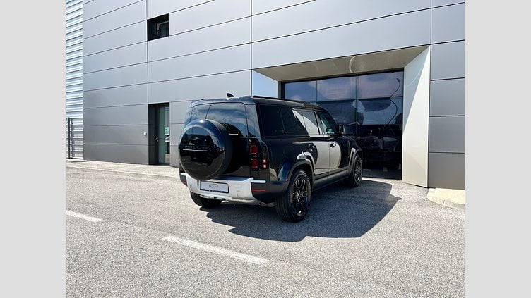 2025 SKLADOVÉ VOZIDLÁ Land Rover Defender 110 Čierna Santorini D200 AWD AUTOMAT MHEV S