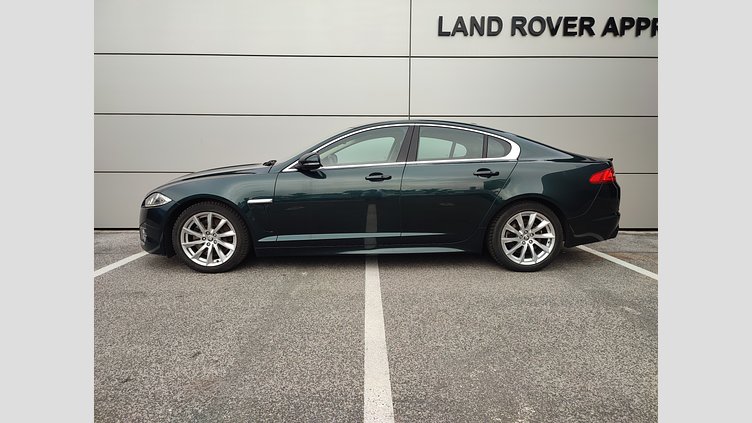 2012 JAZDENÉ VOZIDLÁ Jaguar XF British Racing Green RWD 3.0D S V6 Portfolio