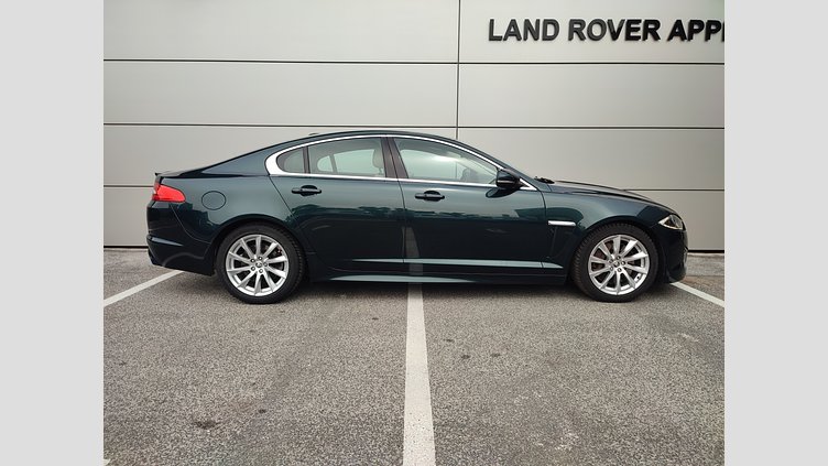2012 JAZDENÉ VOZIDLÁ Jaguar XF British Racing Green RWD 3.0D S V6 Portfolio