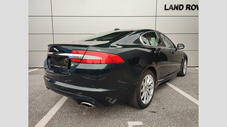 2012 JAZDENÉ VOZIDLÁ Jaguar XF British Racing Green RWD 3.0D S V6 Portfolio