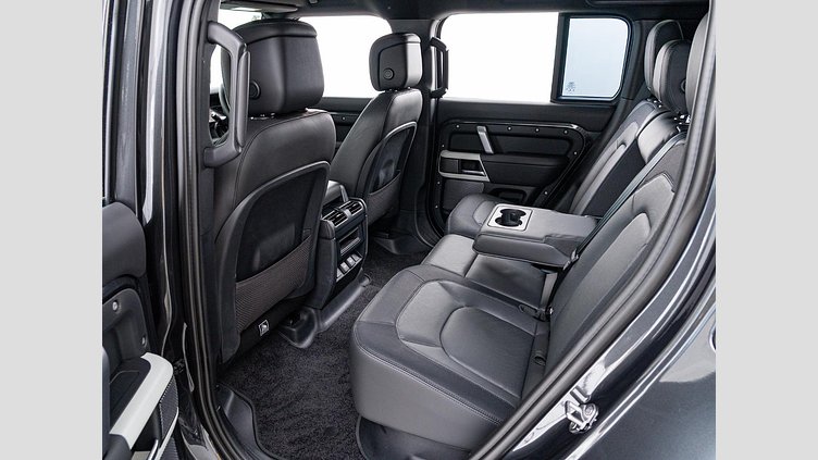 2023 認定中古車 Land Rover Defender 110 カルパチアングレイ D300 AWD（AT） X-DYNAMIC HSE