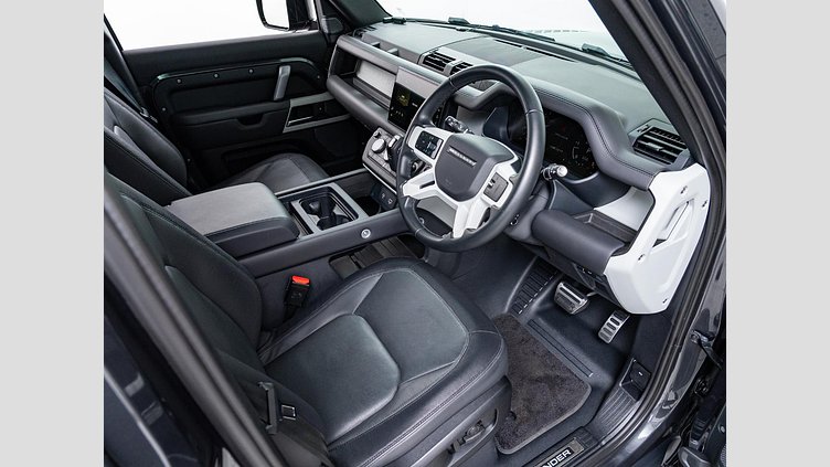 2023 認定中古車 Land Rover Defender 110 カルパチアングレイ D300 AWD（AT） X-DYNAMIC HSE