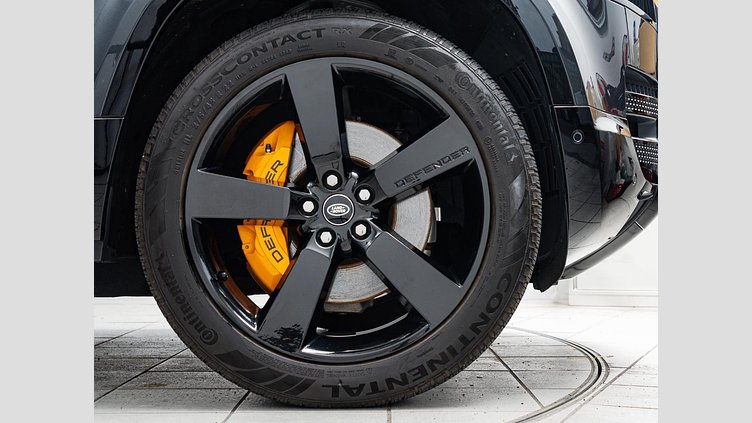 2023 認定中古車 Land Rover Defender 110 カルパチアングレイ D300 AWD（AT） X-DYNAMIC HSE