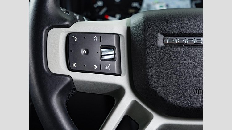 2023 認定中古車 Land Rover Defender 110 カルパチアングレイ D300 AWD（AT） X-DYNAMIC HSE