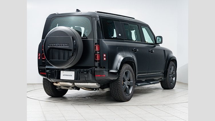 2024 認定中古車 Land Rover Defender 110 サントリーニブラック D300 AWD（AT） X-DYNAMIC HSE