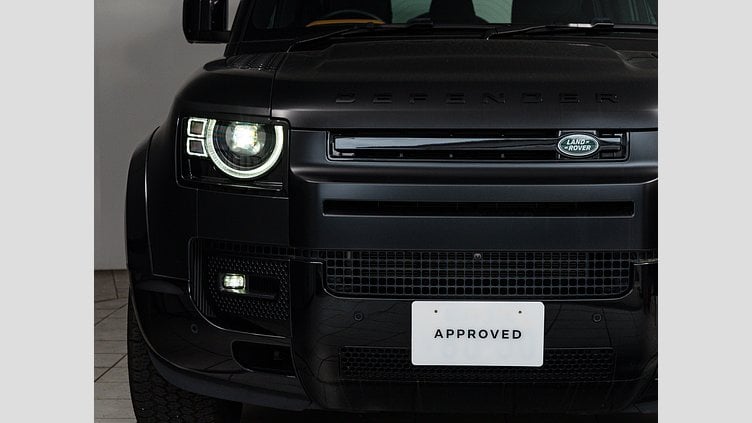 2024 認定中古車 Land Rover Defender 110 サントリーニブラック D300 AWD（AT） X-DYNAMIC HSE