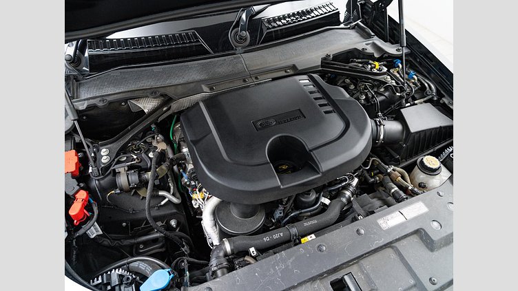 2021 認定中古車 Land Rover Defender 110 サントリーニブラック D300 AWD（AT） X