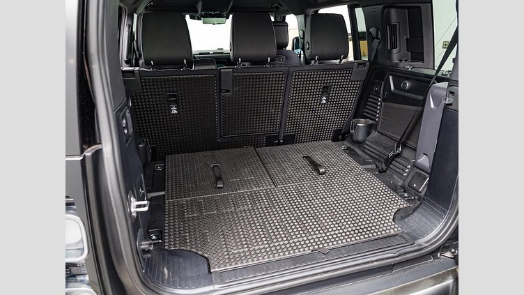 2021 認定中古車 Land Rover Defender 110 サントリーニブラック D300 AWD（AT） X