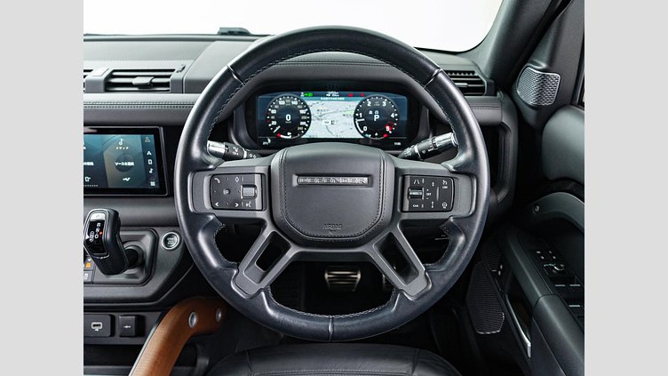 2021 認定中古車 Land Rover Defender 110 サントリーニブラック D300 AWD（AT） X
