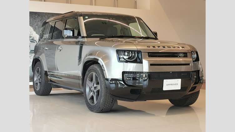 2023 認定中古車 Land Rover Defender 110 シリコンシルバー D300 AWD（AT） X-DYNAMIC SE