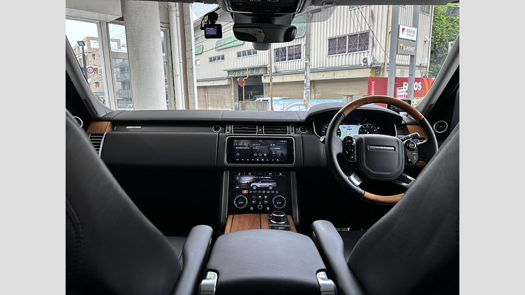 2021 認定中古車 Land Rover Range Rover Davos White 5.0リッターV8スーパーチャージド 525PS ガソリン スタンダードホイールベース FIFTY
