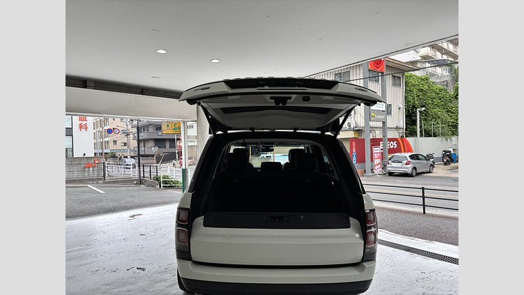 2021 認定中古車 Land Rover Range Rover Davos White 5.0リッターV8スーパーチャージド 525PS ガソリン スタンダードホイールベース FIFTY