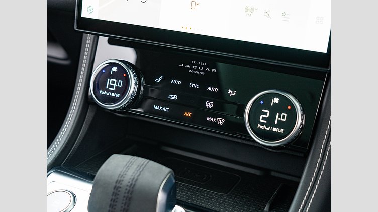 2022 認定中古車 Jaguar F-Pace アイガーグレイ P250 AWD（オートマチック） R-DYNAMIC SE