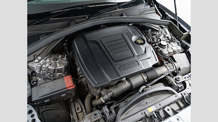 2022 認定中古車 Jaguar F-Pace アイガーグレイ P250 AWD（オートマチック） R-DYNAMIC SE