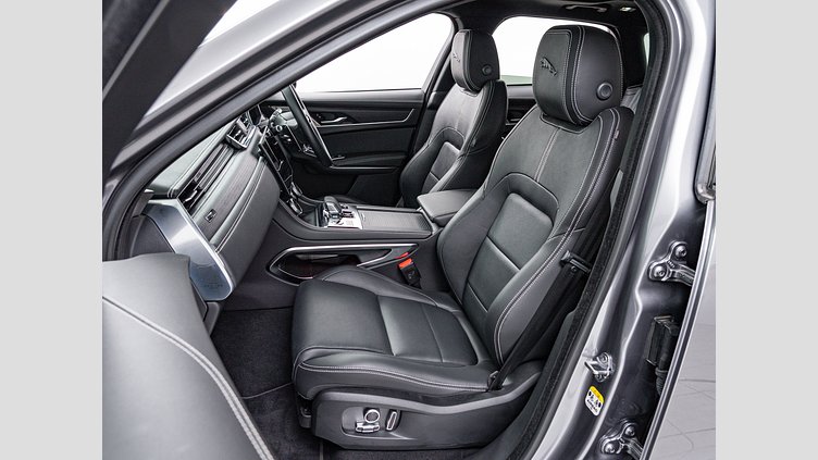 2022 認定中古車 Jaguar F-Pace アイガーグレイ P250 AWD（オートマチック） R-DYNAMIC SE