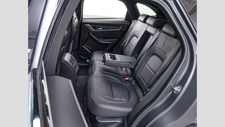 2022 認定中古車 Jaguar F-Pace アイガーグレイ P250 AWD（オートマチック） R-DYNAMIC SE