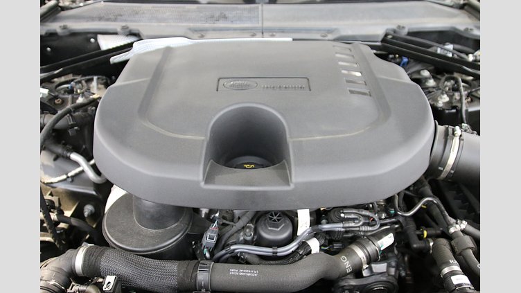 2022 認定中古車 Land Rover Defender 110 サントリーニブラック D300 AWD（AT） S