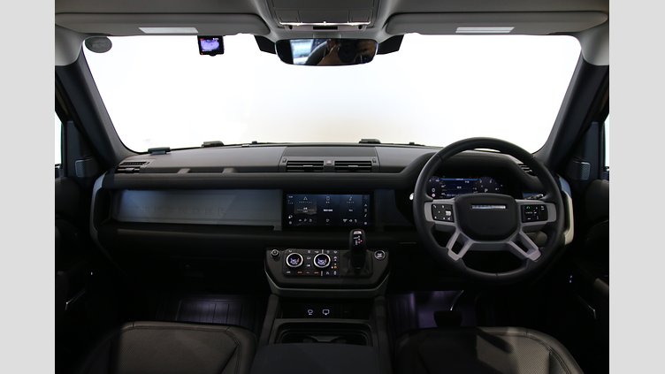 2022 認定中古車 Land Rover Defender 110 サントリーニブラック D300 AWD（AT） S
