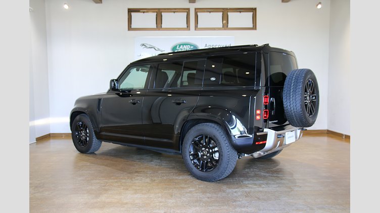 2022 認定中古車 Land Rover Defender 110 サントリーニブラック D300 AWD（AT） S