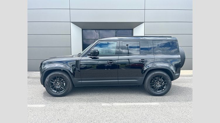 2025 SKLADOVÉ VOZIDLÁ Land Rover Defender 110 Čierna Santorini D250 AWD AUTOMAT MHEV S