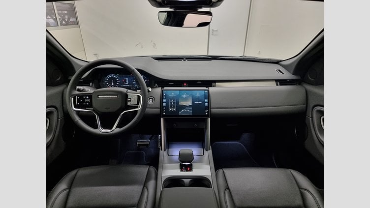2023 Rabljena vozila Land Rover Discovery Sport Fuji White D165 AWD AUTOMATIC MHEV DYNAMIC SE 
