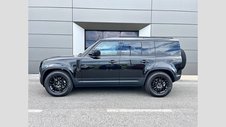 2025 SKLADOVÉ VOZIDLÁ Land Rover Defender 110 Čierna Santorini D200 MHEV AUTOMAT AWD S