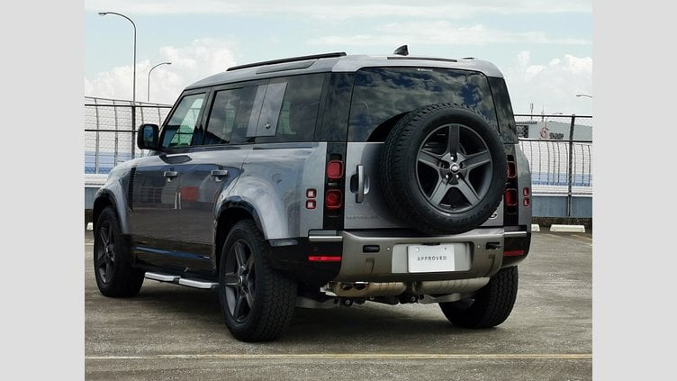 2023 認定中古車 Land Rover Defender 110 アイガーグレイ D300 AWD（AT） X-DYNAMIC SE