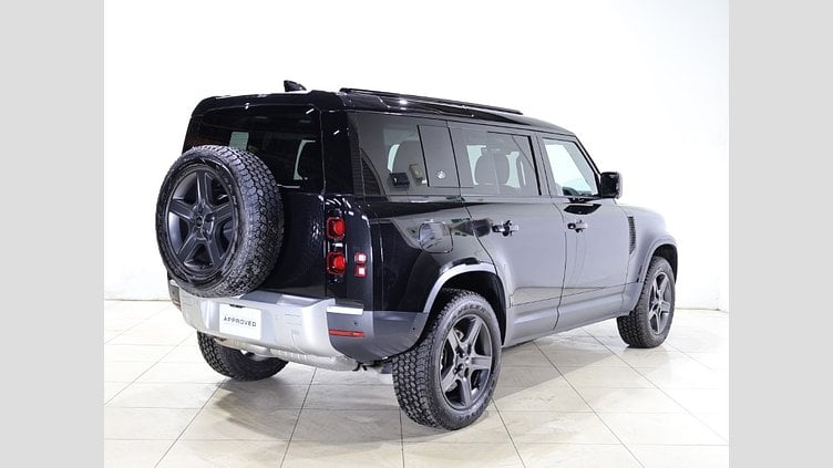 2024 認定中古車 Land Rover Defender 110 サントリーニブラック D300 AWD（AT） S
