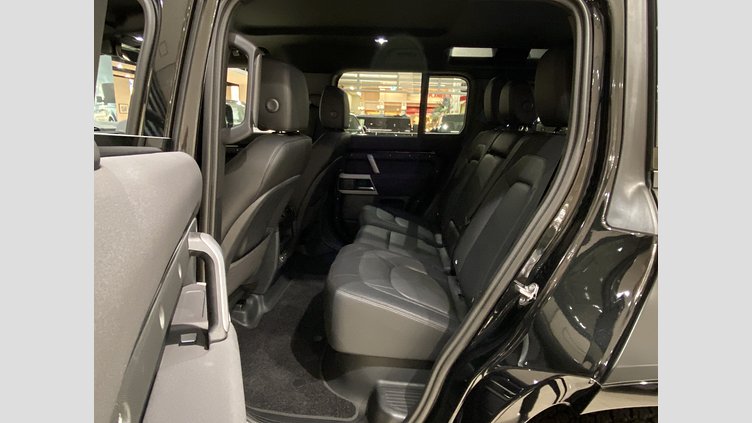 2023 認定中古車 Land Rover Defender 110 サントリーニブラック D300 AWD（AT） Eastnor Edition（X-DYNAMIC SE）