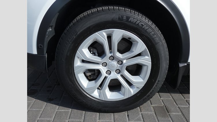 2021 Вживаний Land Rover Discovery Sport Fuji White 2.0 litre i4D​ S
