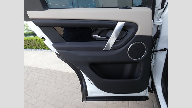 2021 Вживаний Land Rover Discovery Sport Fuji White 2.0 litre i4D​ S