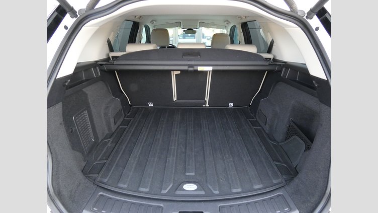 2021 Вживаний Land Rover Discovery Sport Fuji White 2.0 litre i4D​ S
