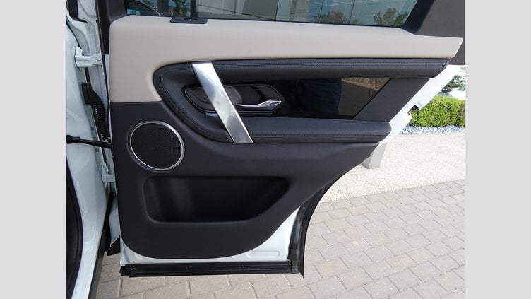 2021 Вживаний Land Rover Discovery Sport Fuji White 2.0 litre i4D​ S