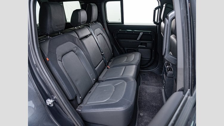 2024 認定中古車 Land Rover Defender 110 カルパチアングレイ D300 AWD（AT） X-DYNAMIC HSE