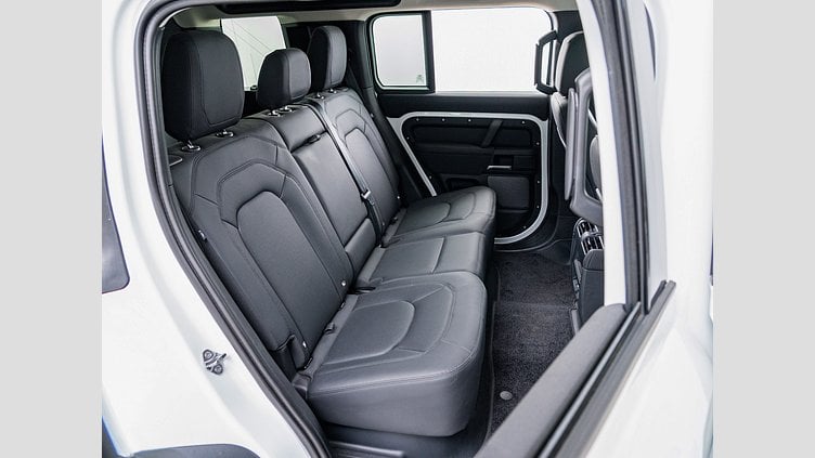 2023 認定中古車 Land Rover Defender 110 フジホワイト D300 AWD（AT） S