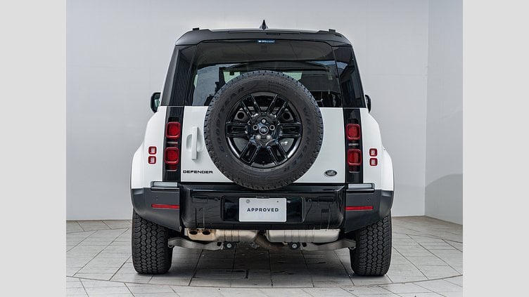 2023 認定中古車 Land Rover Defender 110 フジホワイト D300 AWD（AT） S
