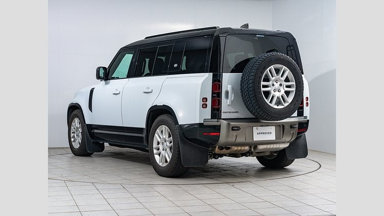 2023 認定中古車 Land Rover Defender 110 ユーロンホワイト D300 AWD（AT） X-DYNAMIC SE