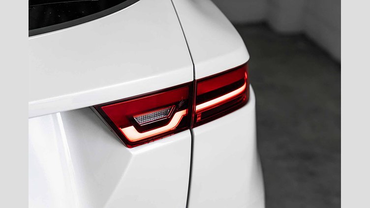 2024 Approved Jaguar E-Pace Ostuni Pearl White P250 Ingenium 2.0 litre 4-cylinder 183kW Turbocharged Petrol MHEV (Automatic) P250 R-DYNAMIC SE - 24.5MY