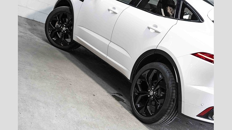 2024 Approved Jaguar E-Pace Ostuni Pearl White P250 Ingenium 2.0 litre 4-cylinder 183kW Turbocharged Petrol MHEV (Automatic) P250 R-DYNAMIC SE - 24.5MY