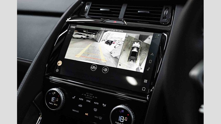 2024 Approved Jaguar E-Pace Ostuni Pearl White P250 Ingenium 2.0 litre 4-cylinder 183kW Turbocharged Petrol MHEV (Automatic) P250 R-DYNAMIC SE - 24.5MY