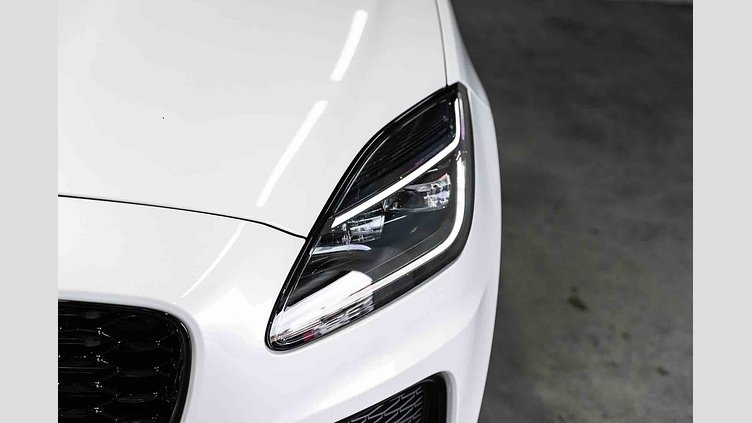 2024 Approved Jaguar E-Pace Ostuni Pearl White P250 Ingenium 2.0 litre 4-cylinder 183kW Turbocharged Petrol MHEV (Automatic) P250 R-DYNAMIC SE - 24.5MY