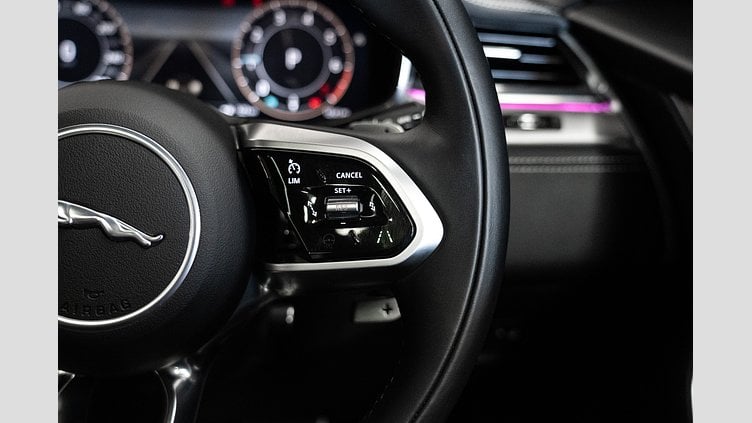 2024 Approved Jaguar F-Pace Fuji White P250 Ingenium 2.0 litre 4-cylinder 184kW Turbocharged Petrol (Automatic) P250 R-DYNAMIC SE