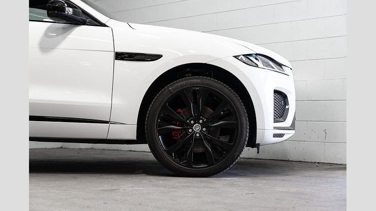 2024 Approved Jaguar F-Pace Fuji White P250 Ingenium 2.0 litre 4-cylinder 184kW Turbocharged Petrol (Automatic) P250 R-DYNAMIC SE