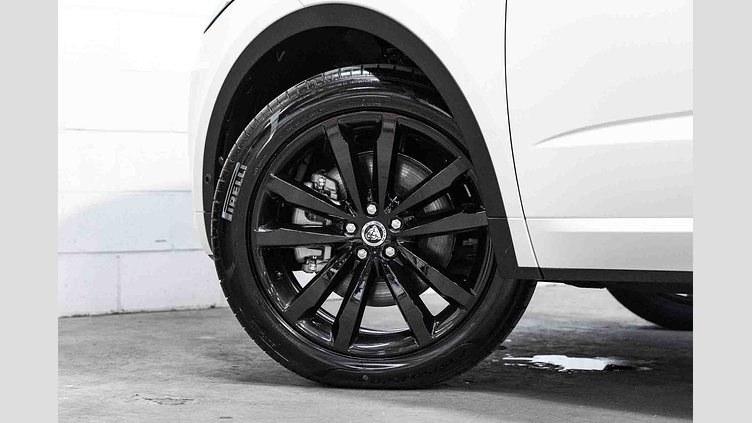 2024 Approved Jaguar E-Pace Fuji White P250 Ingenium 2.0 litre 4-cylinder 183kW Turbocharged Petrol (Automatic) P250 R-DYNAMIC SE - 24.5MY