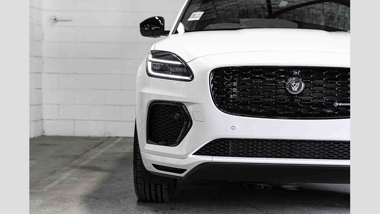 2024 Approved Jaguar E-Pace Fuji White P250 Ingenium 2.0 litre 4-cylinder 183kW Turbocharged Petrol (Automatic) P250 R-DYNAMIC SE - 24.5MY
