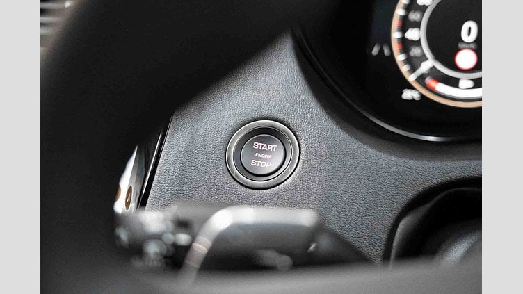 2024 Approved Jaguar E-Pace Fuji White P250 Ingenium 2.0 litre 4-cylinder 183kW Turbocharged Petrol (Automatic) P250 R-DYNAMIC SE - 24.5MY