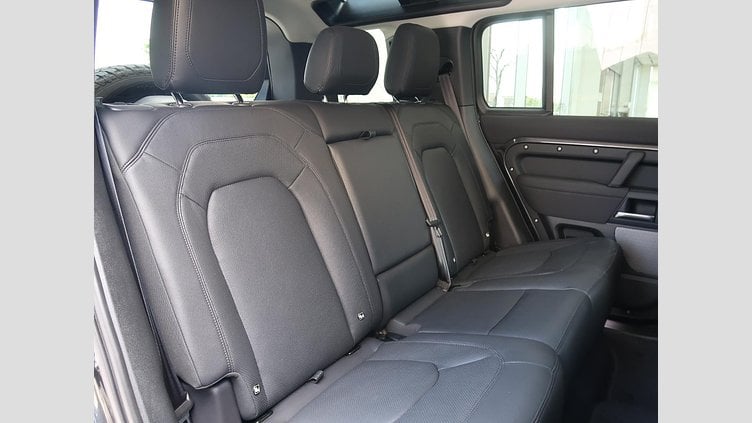2023 認定中古車 Land Rover Defender 110 カルパチアングレイ D300 AWD（AT） S