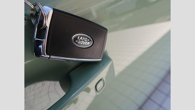 2023 認定中古車 Land Rover Defender 110 グラスミアグリーン D300 AWD（AT） 75TH LIMITED EDITION